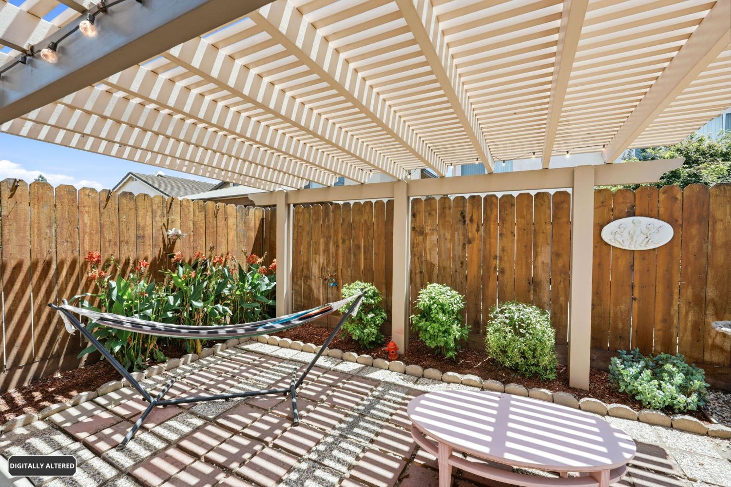 3720 Laurenburg Ave, Modesto, CA 95357