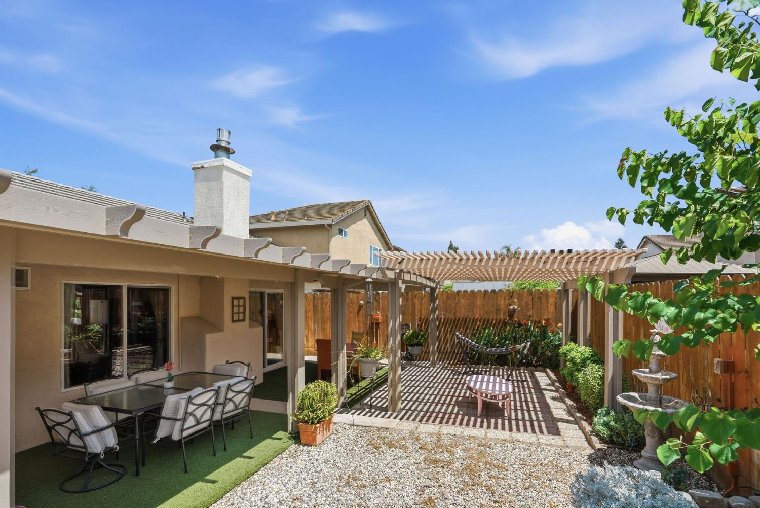 3720 Laurenburg Ave, Modesto, CA 95357
