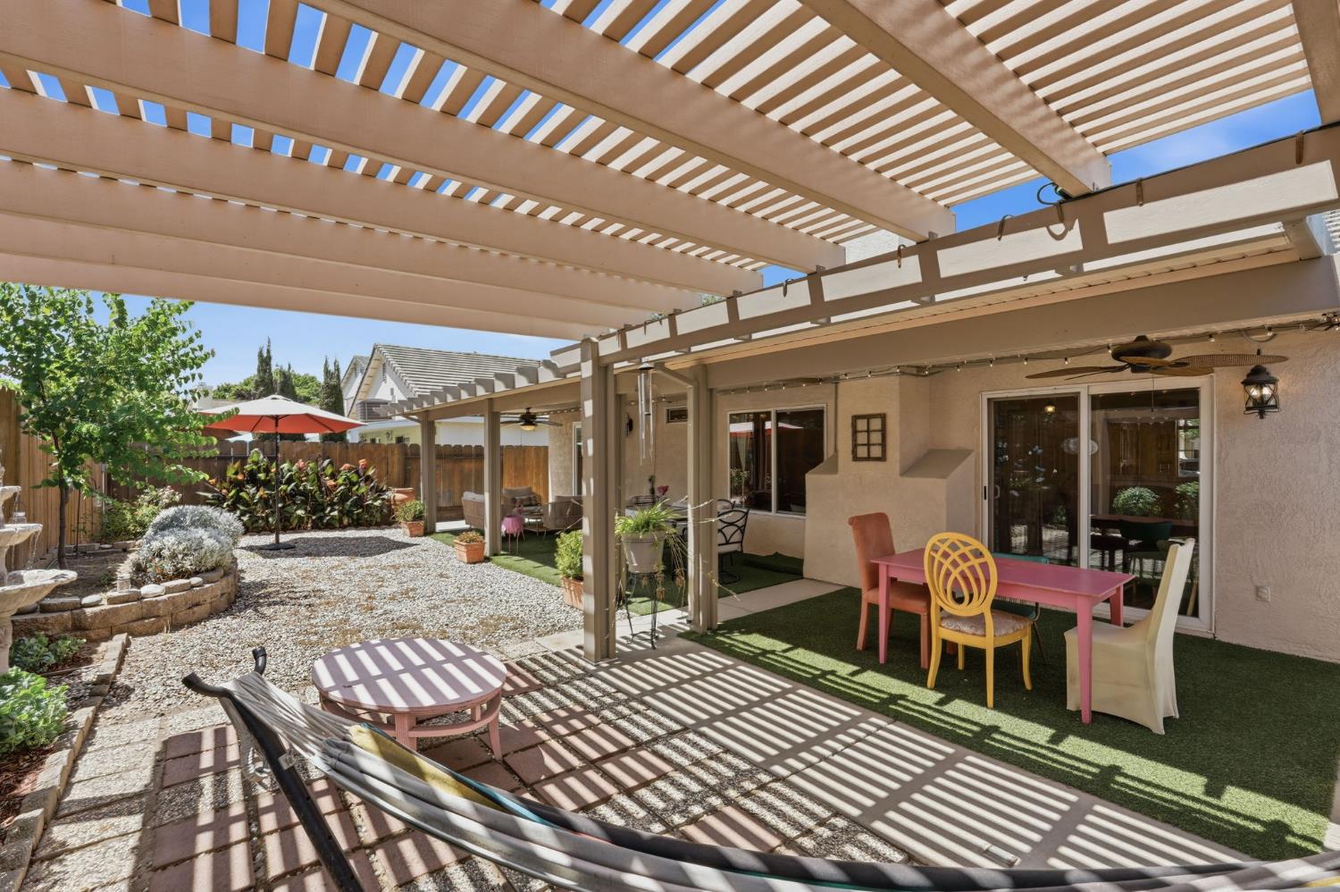 3720 Laurenburg Ave, Modesto, CA 95357