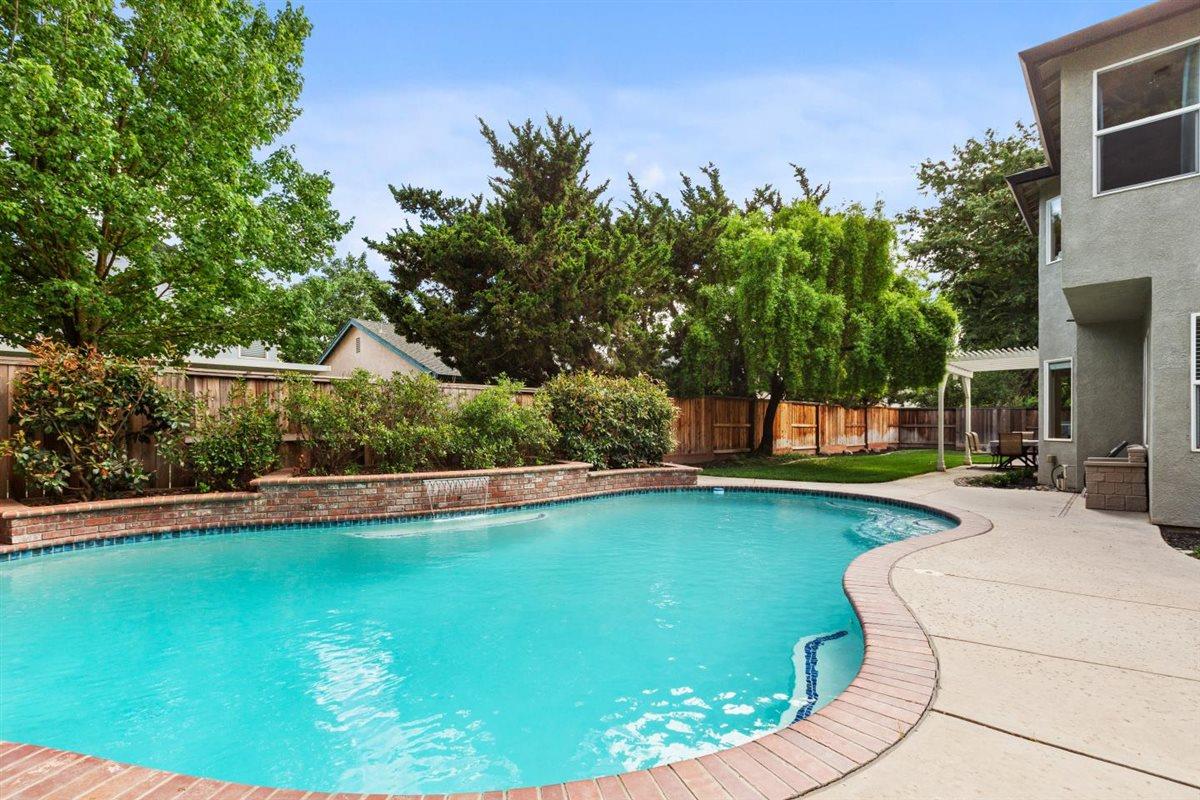 1920 Veranda Ct, Modesto, CA 95357