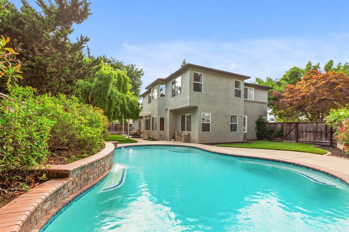 1920 Veranda Ct, Modesto, CA 95357