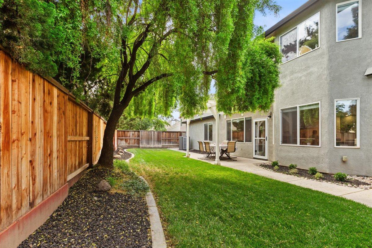 1920 Veranda Ct, Modesto, CA 95357