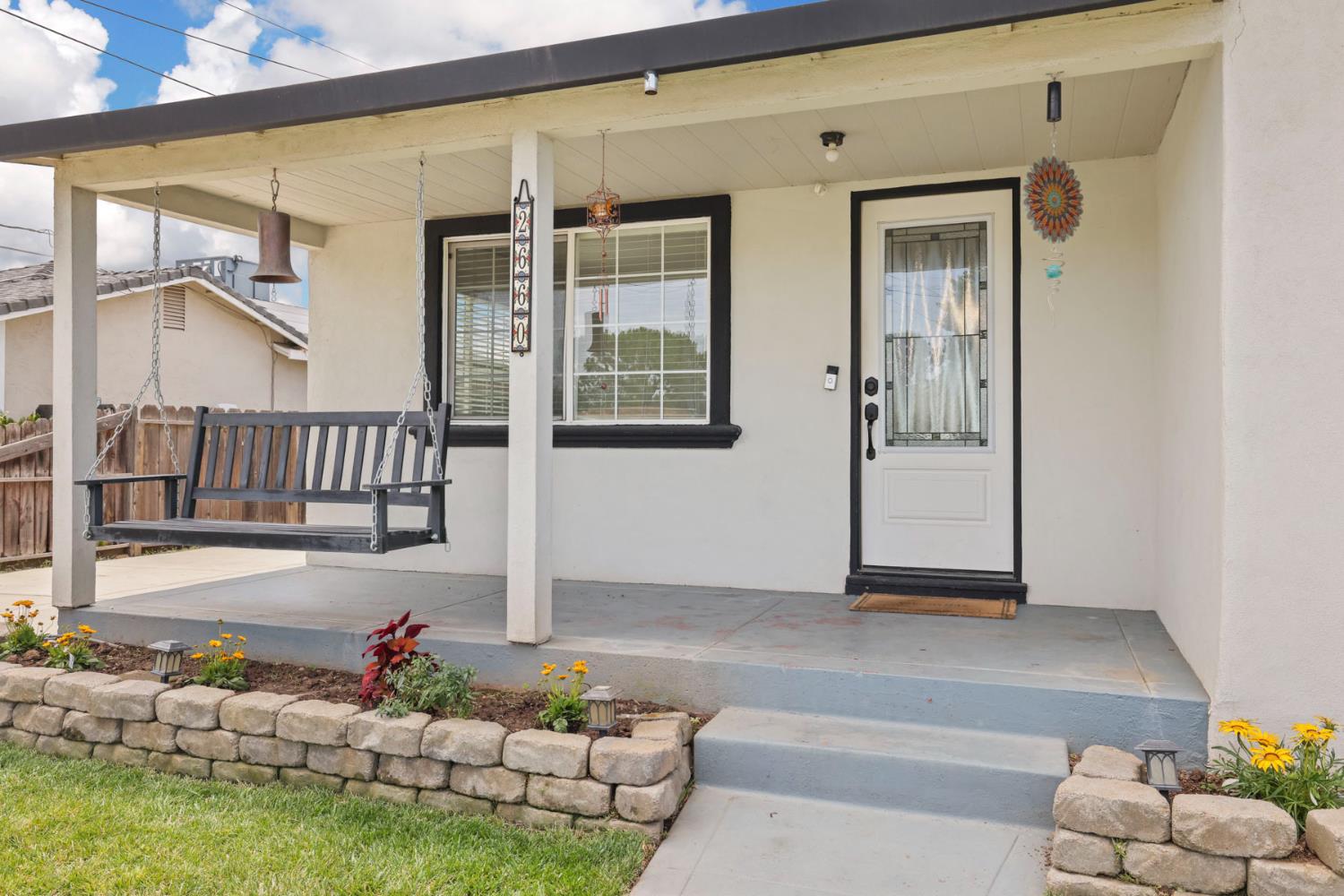 2660 Santa Fe St, Riverbank, CA 95367