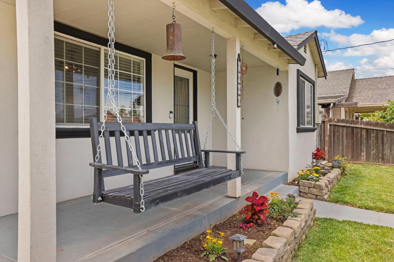 2660 Santa Fe St, Riverbank, CA 95367