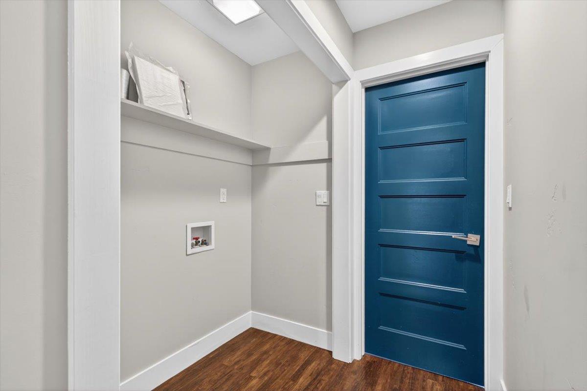 2424 Killarney Way, Modesto, CA 95355