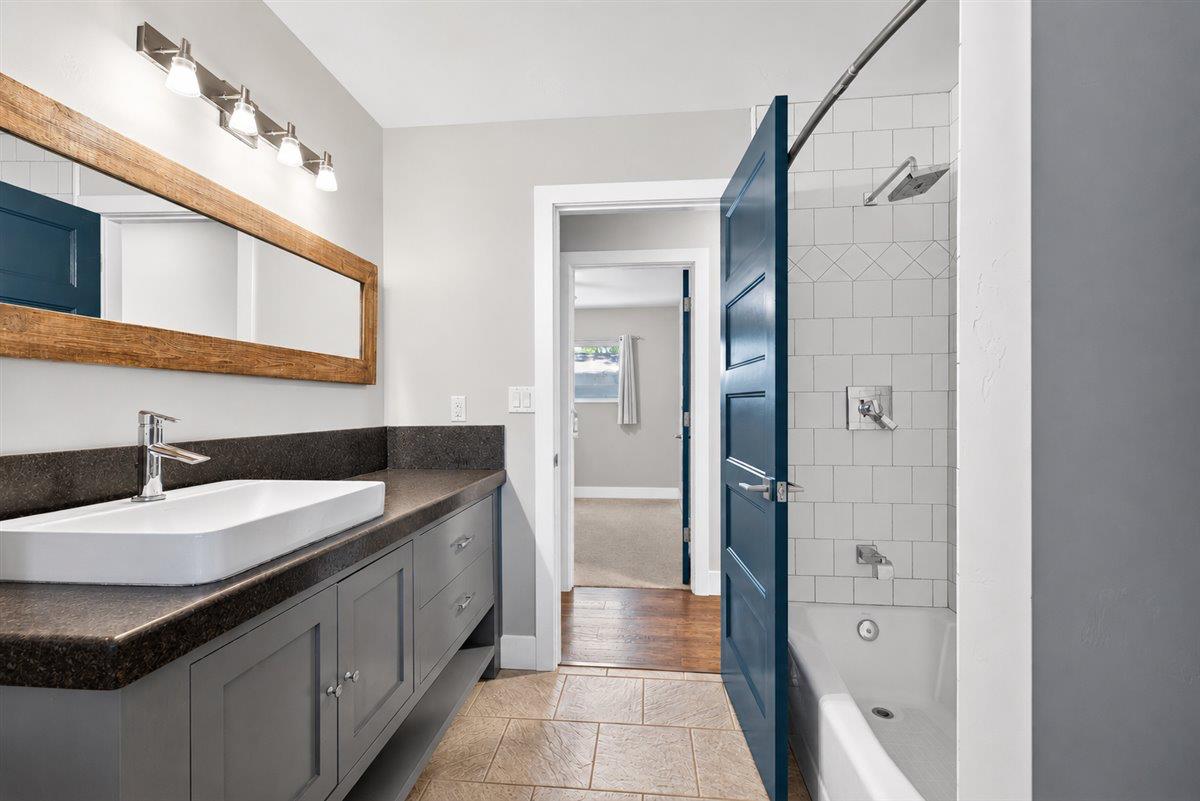 2424 Killarney Way, Modesto, CA 95355