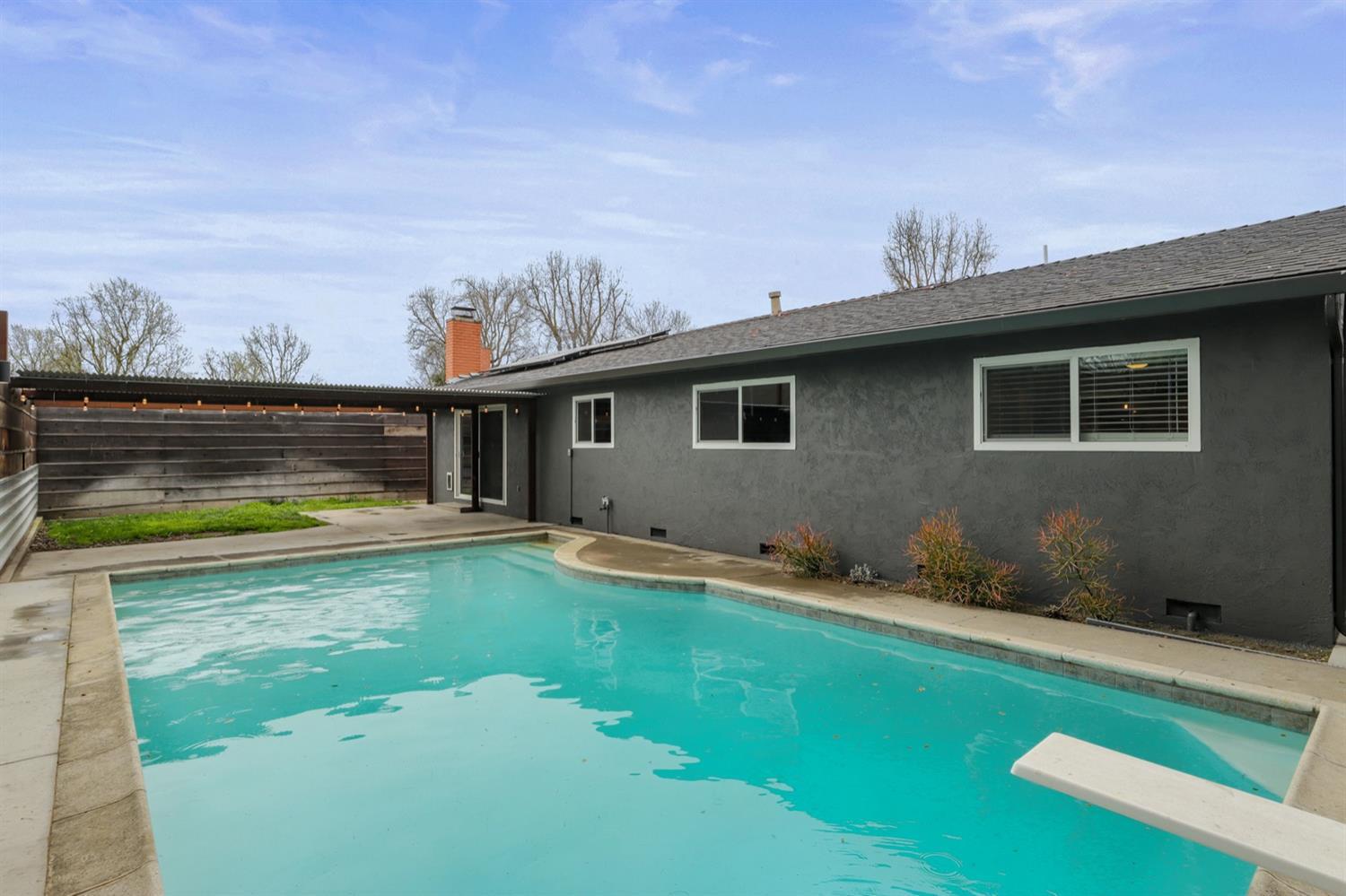 2424 Killarney Way, Modesto, CA 95355