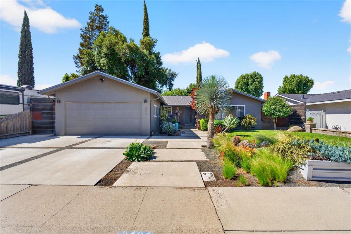 2424 Killarney Way, Modesto, CA 95355