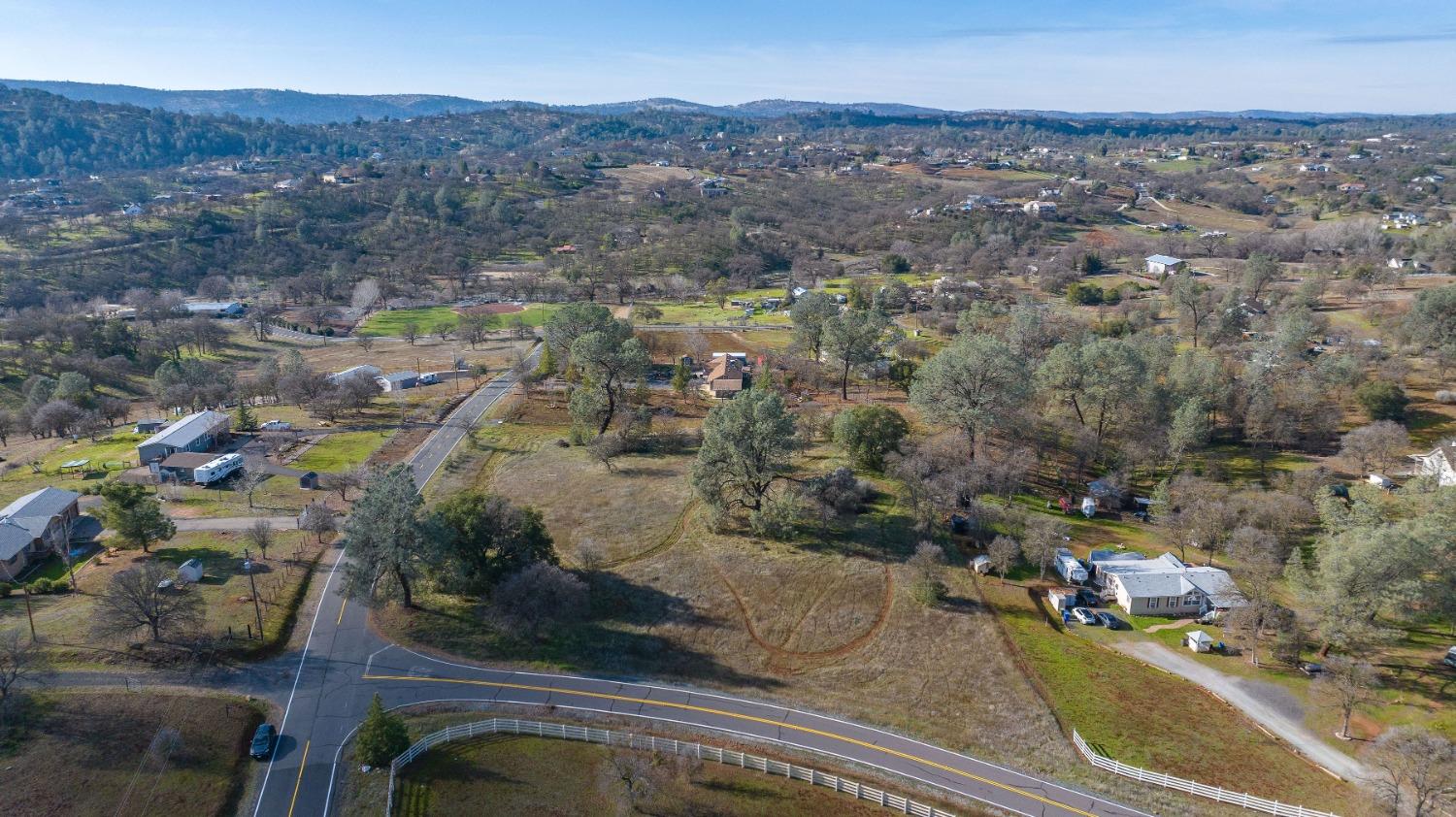 790 Pinon Dr, Copperopolis, CA 95228