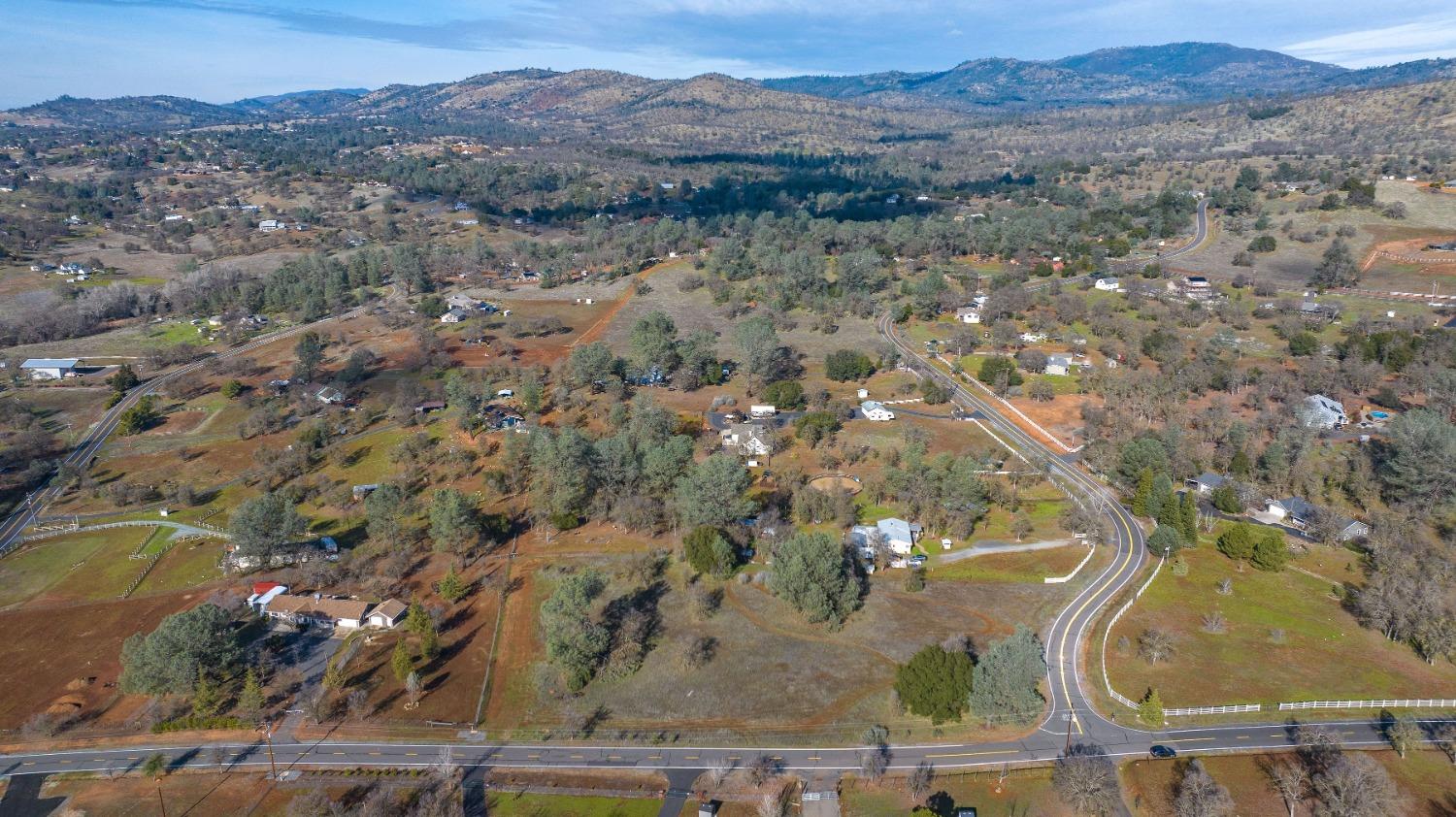 790 Pinon Dr, Copperopolis, CA 95228
