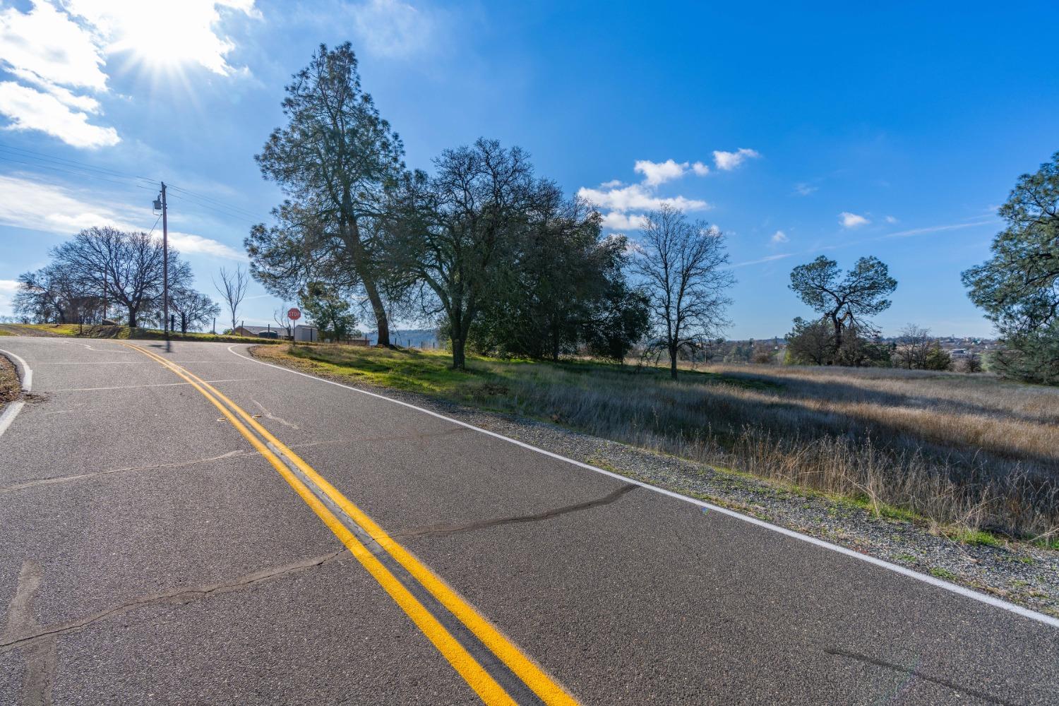 790 Pinon Dr, Copperopolis, CA 95228