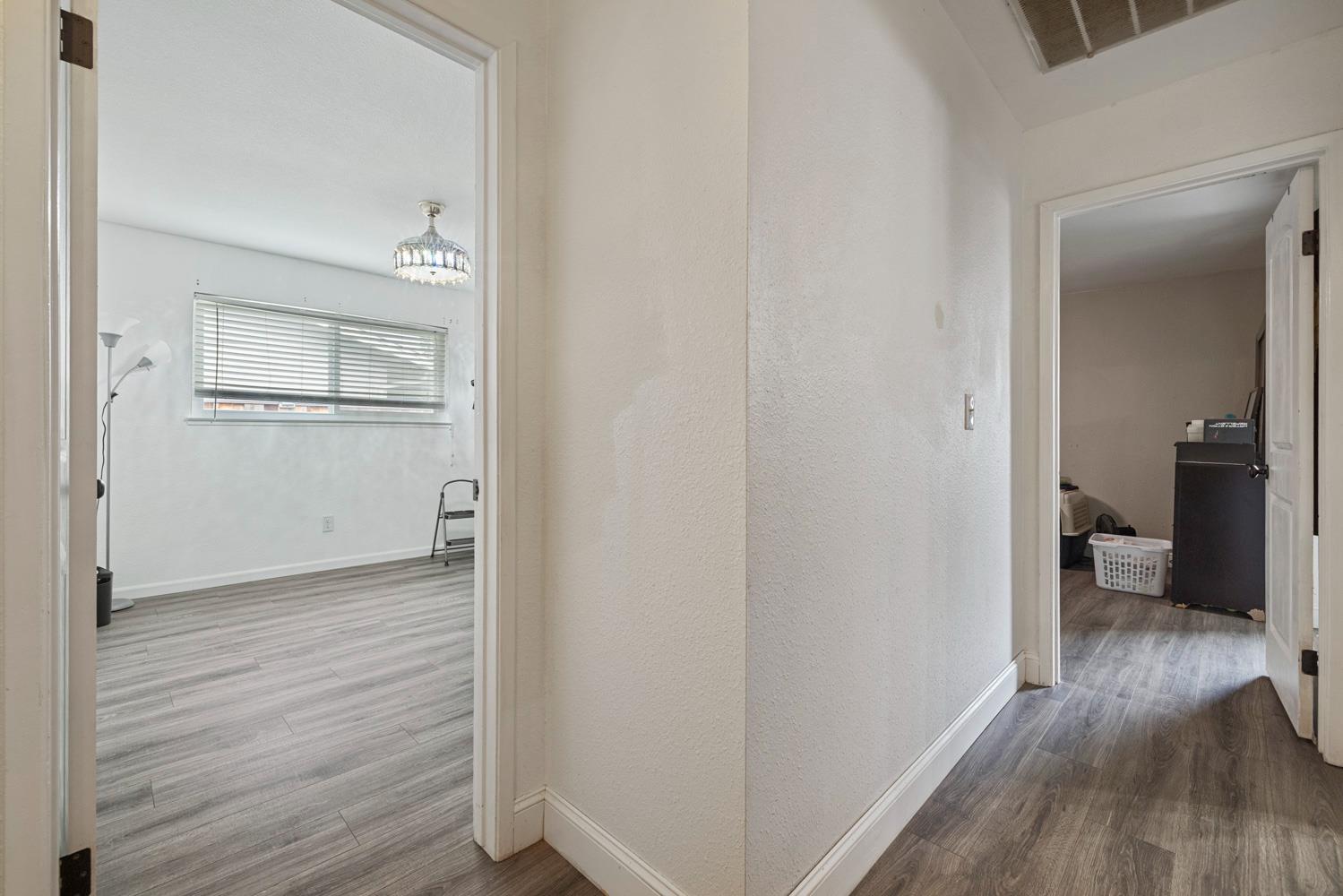 3225 Nightingale Dr, Modesto, CA 95356