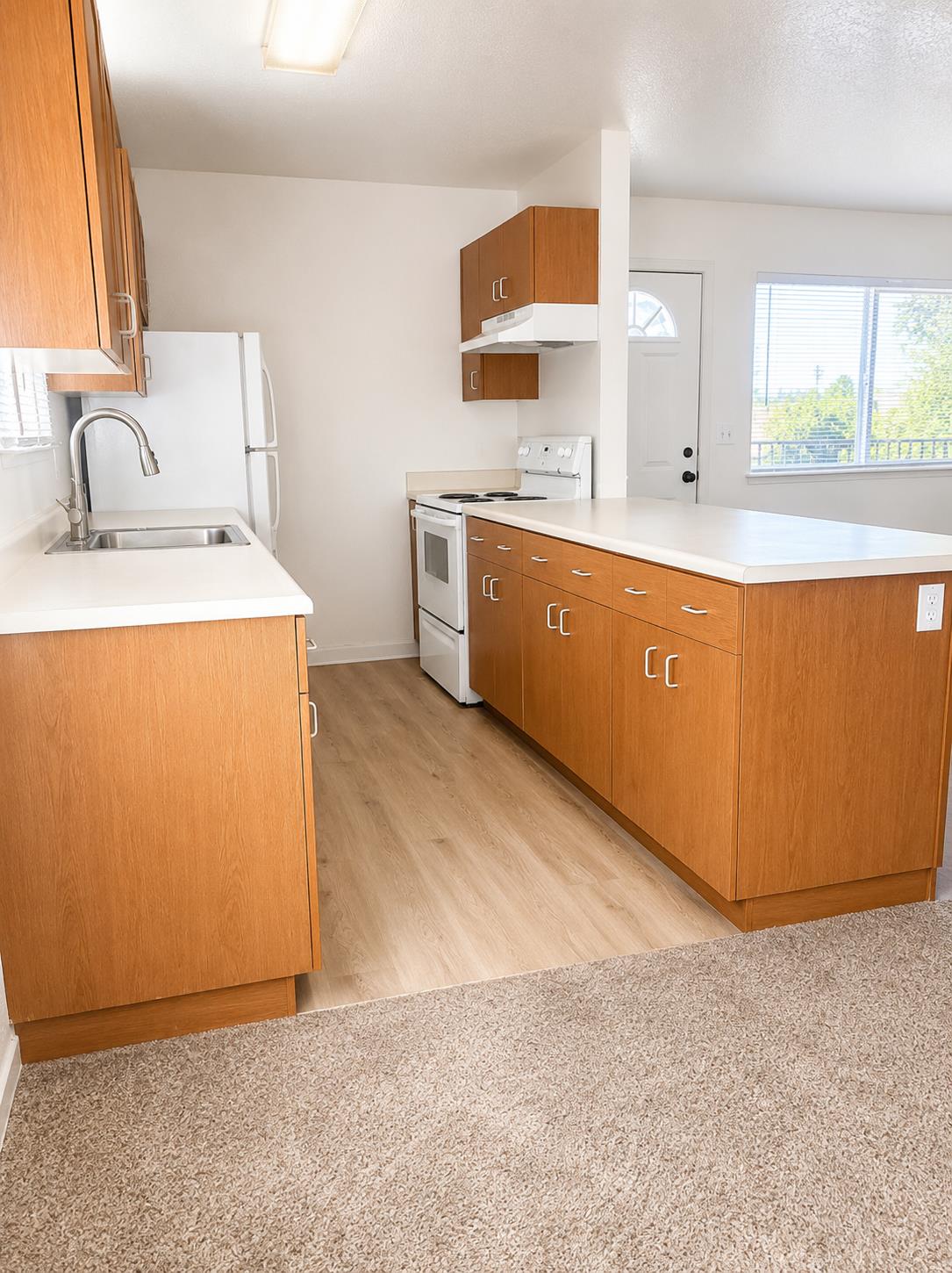 2109 Chrysler Dr, Modesto, CA 95350