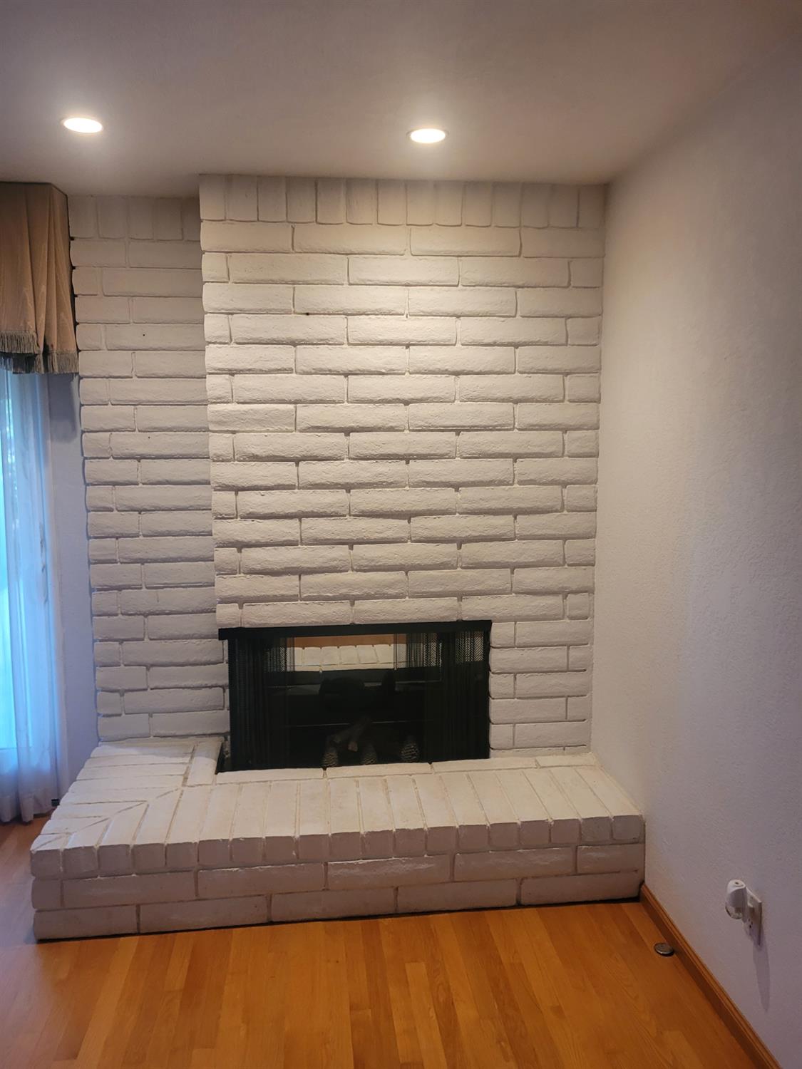 1677 Poplar St, Oakdale, CA 95361
