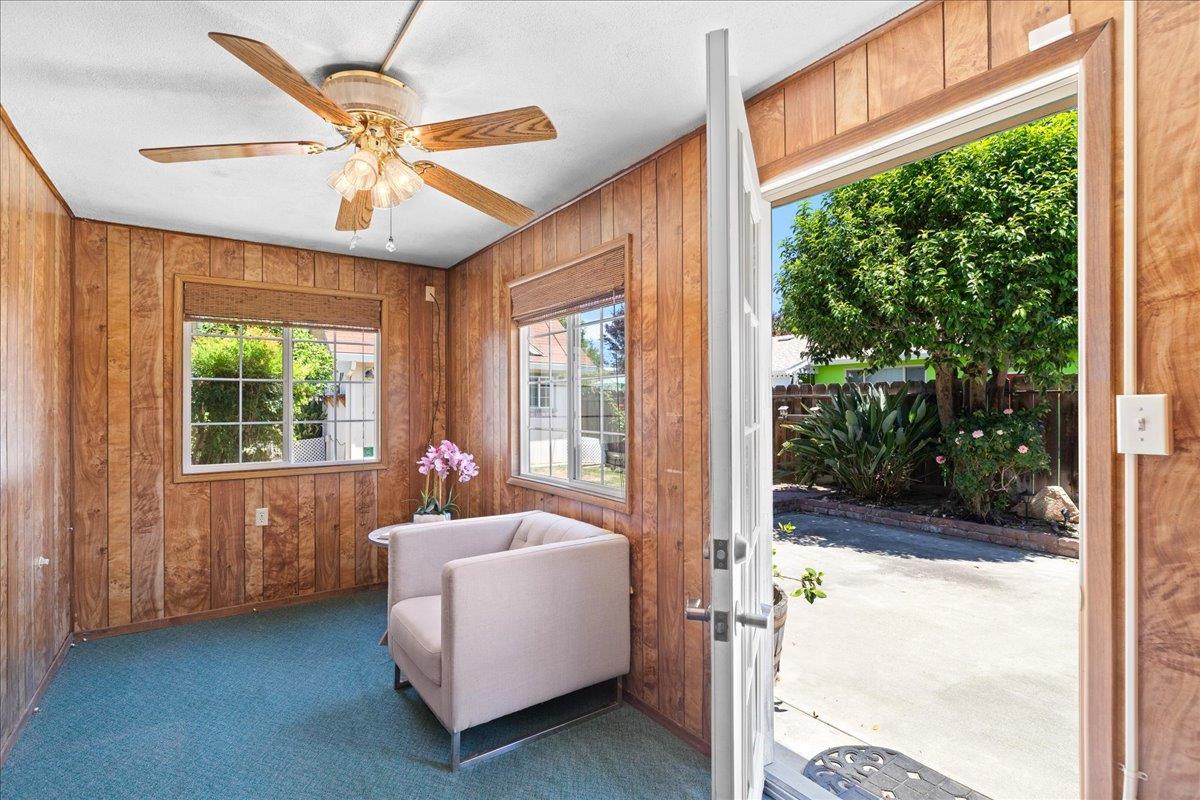 1718 Sandalwood Dr, Modesto, CA 95350