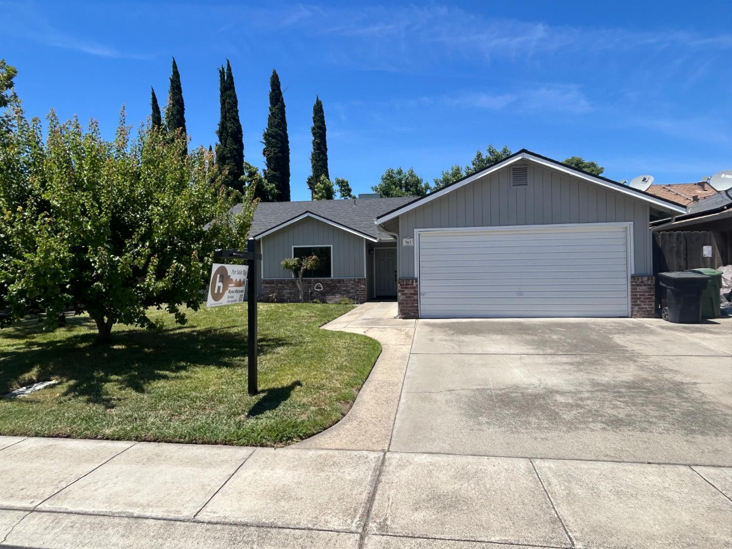 947 Kingery Dr, Ripon, CA 95366