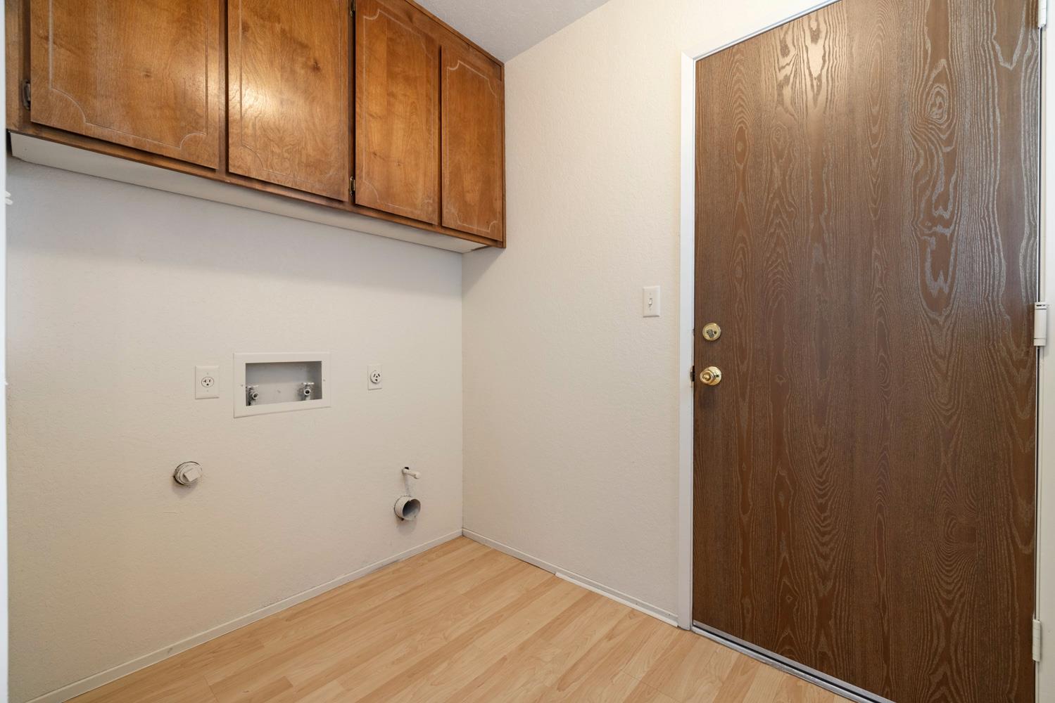 947 Kingery Dr, Ripon, CA 95366