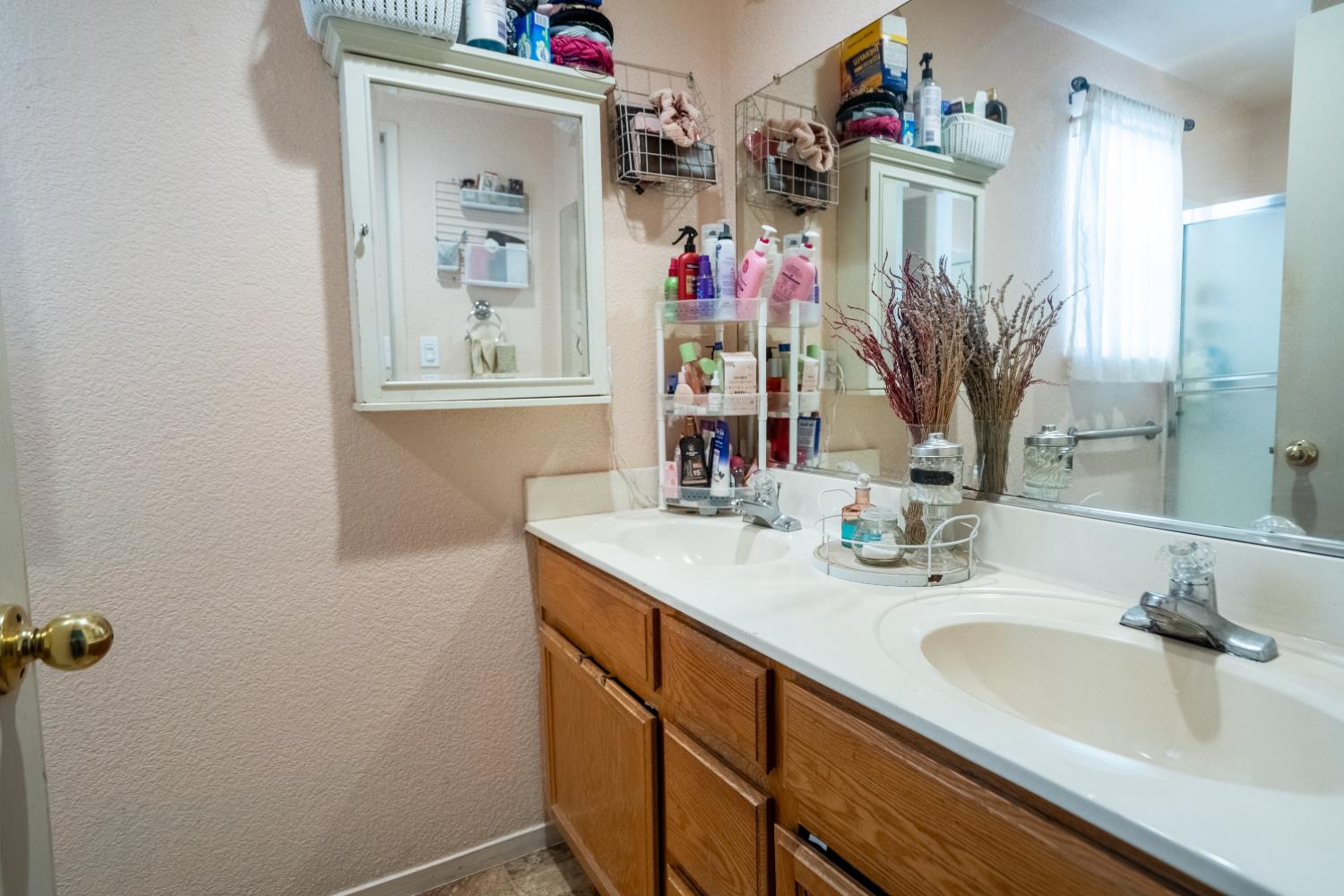 1089 La Mesa Street, Escalon, CA 95320