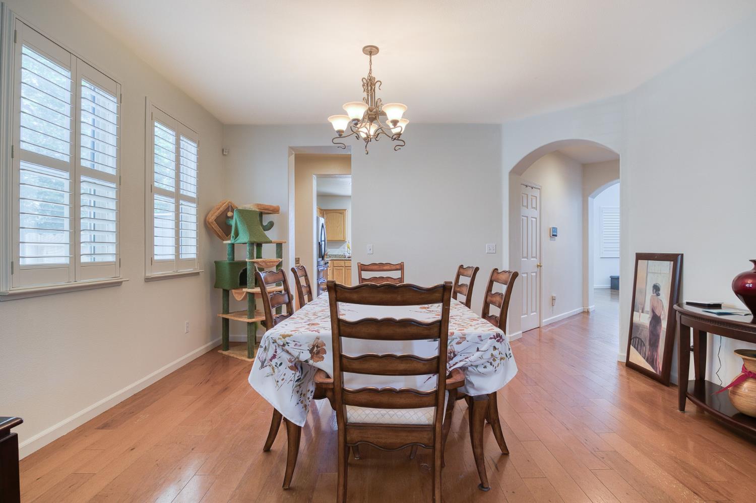 3724 Macadamia Ln, Ceres, CA 95307
