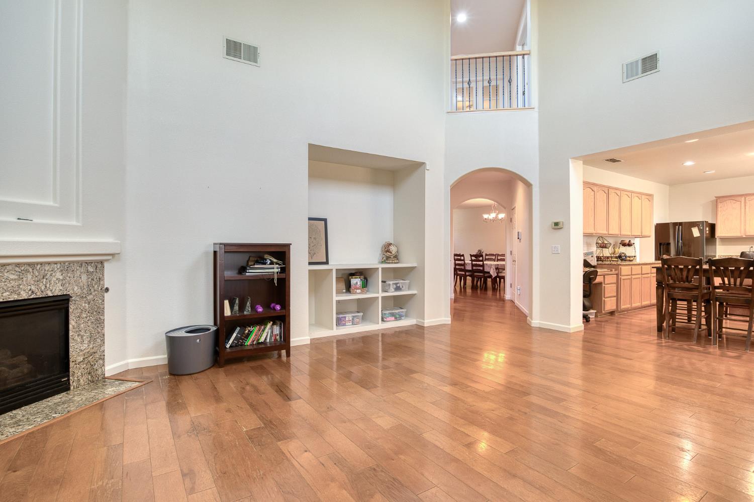 3724 Macadamia Ln, Ceres, CA 95307