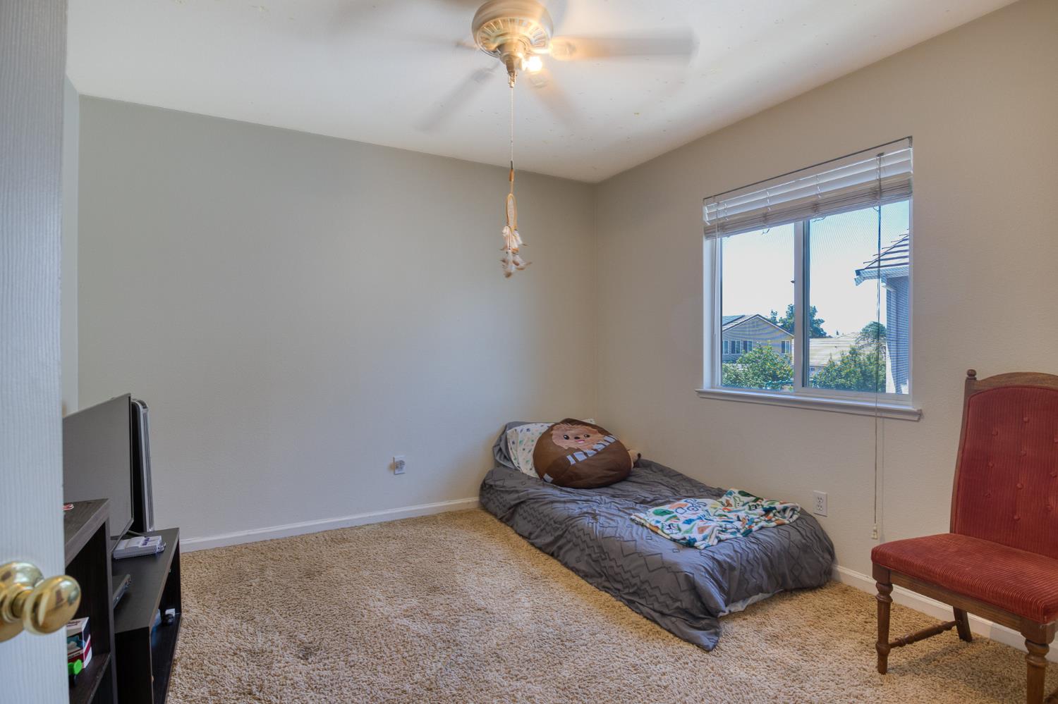 3724 Macadamia Ln, Ceres, CA 95307
