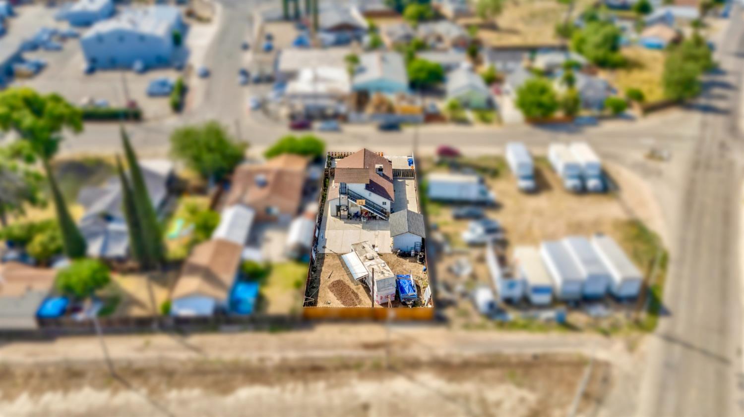 2111 Hackett Rd, Ceres, CA 95307