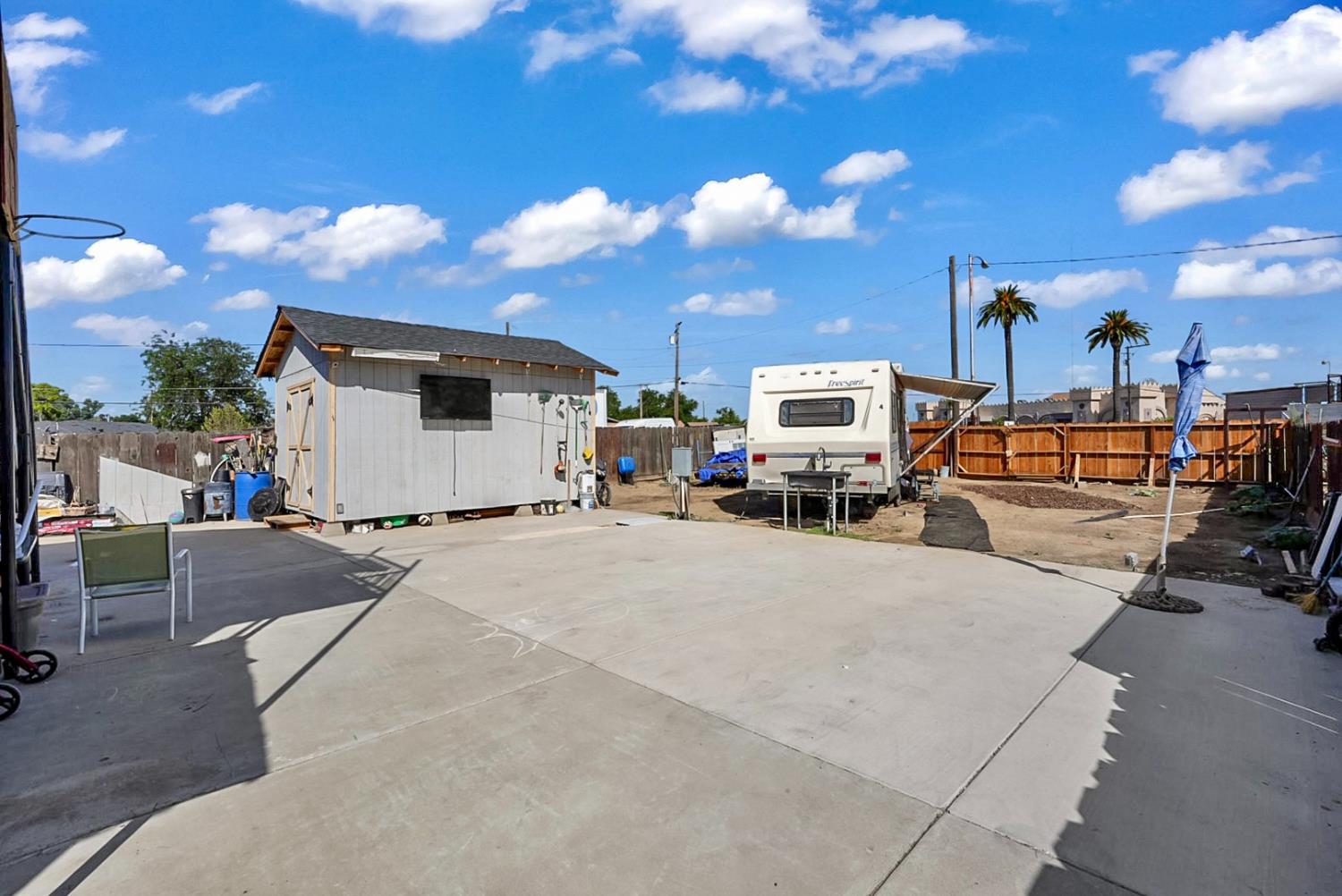 2111 Hackett Rd, Ceres, CA 95307