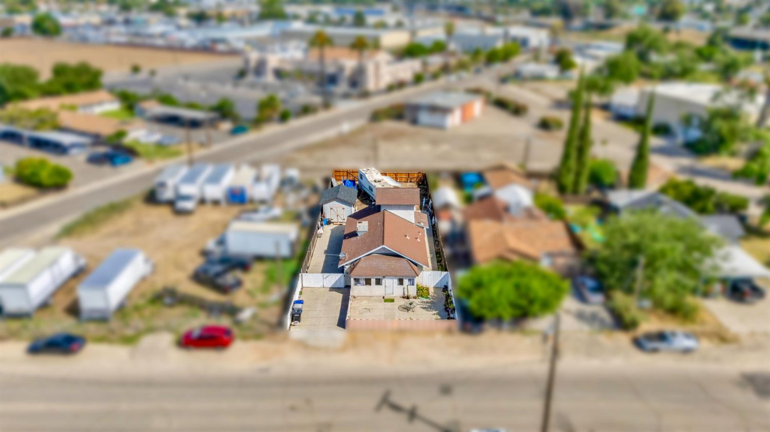2111 Hackett Rd, Ceres, CA 95307