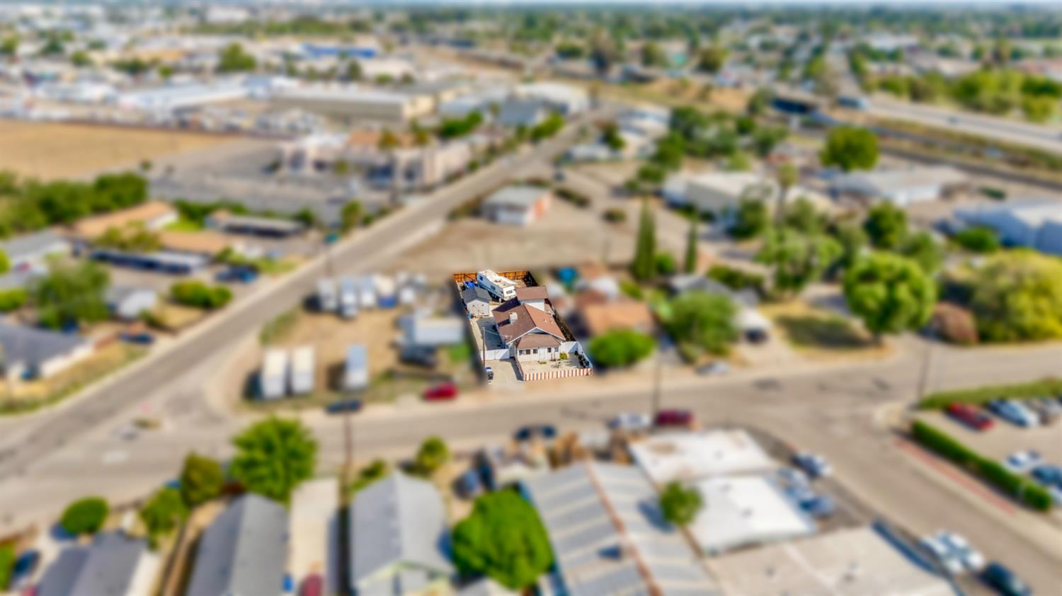 2111 Hackett Rd, Ceres, CA 95307