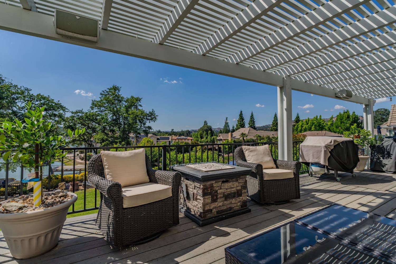 25 Waterfront court, Copperopolis, CA 95228