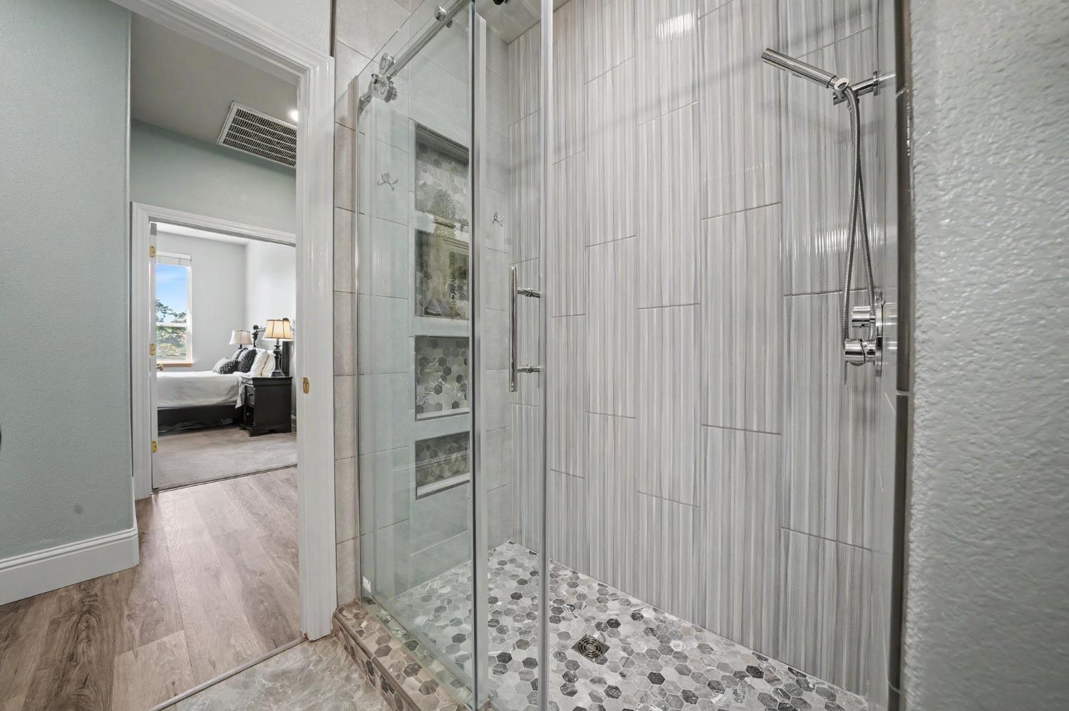 25 Waterfront court, Copperopolis, CA 95228