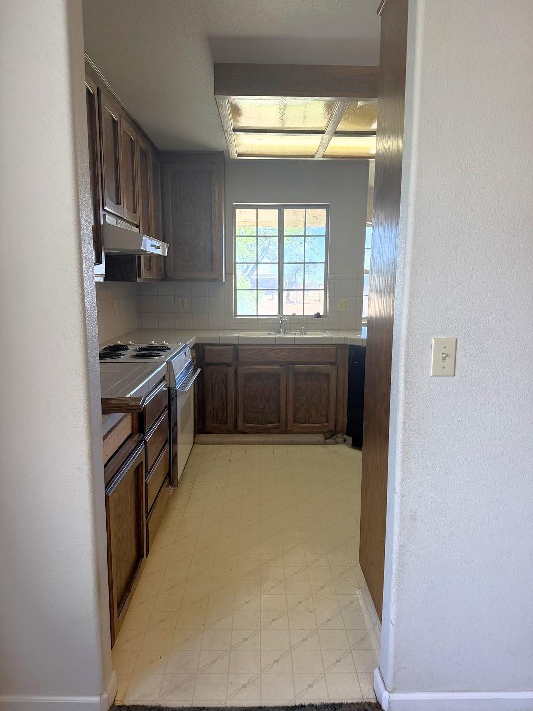 6083 Raymond Ct, Atwater, CA 95301