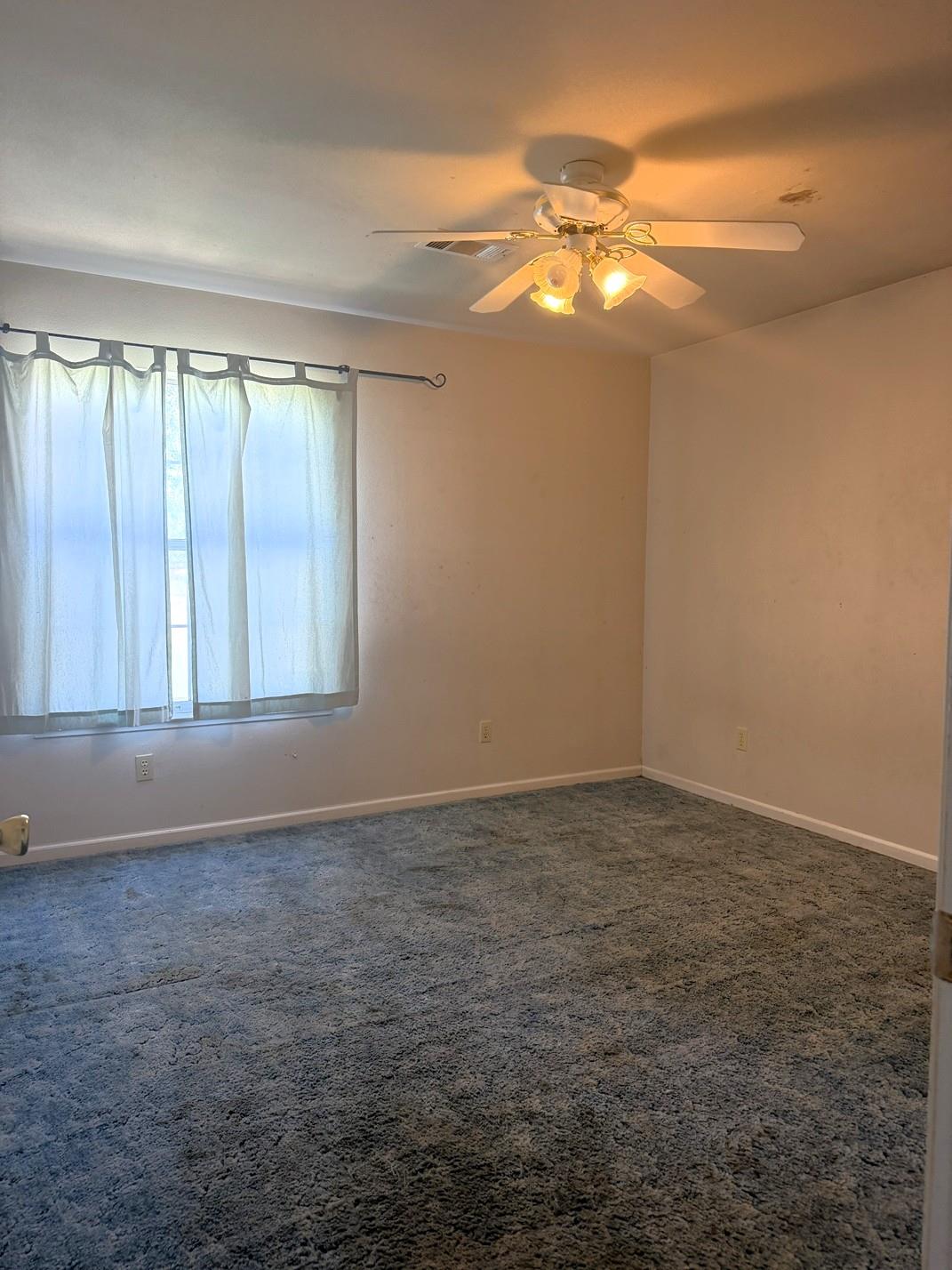 6083 Raymond Ct, Atwater, CA 95301
