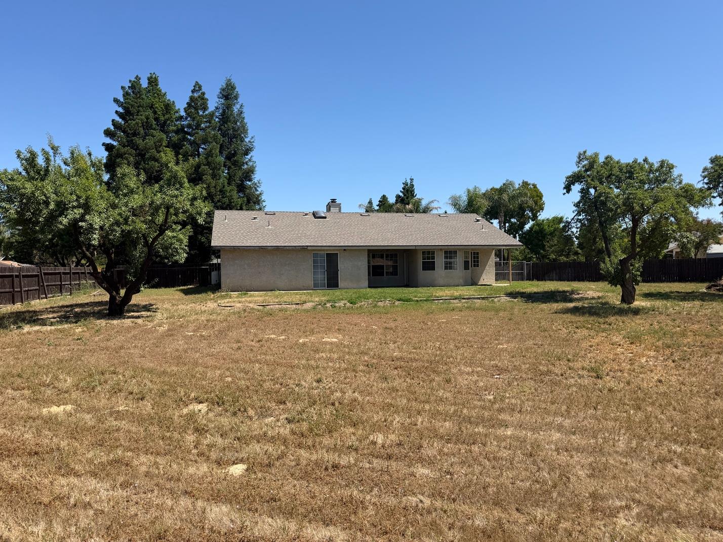 6083 Raymond Ct, Atwater, CA 95301
