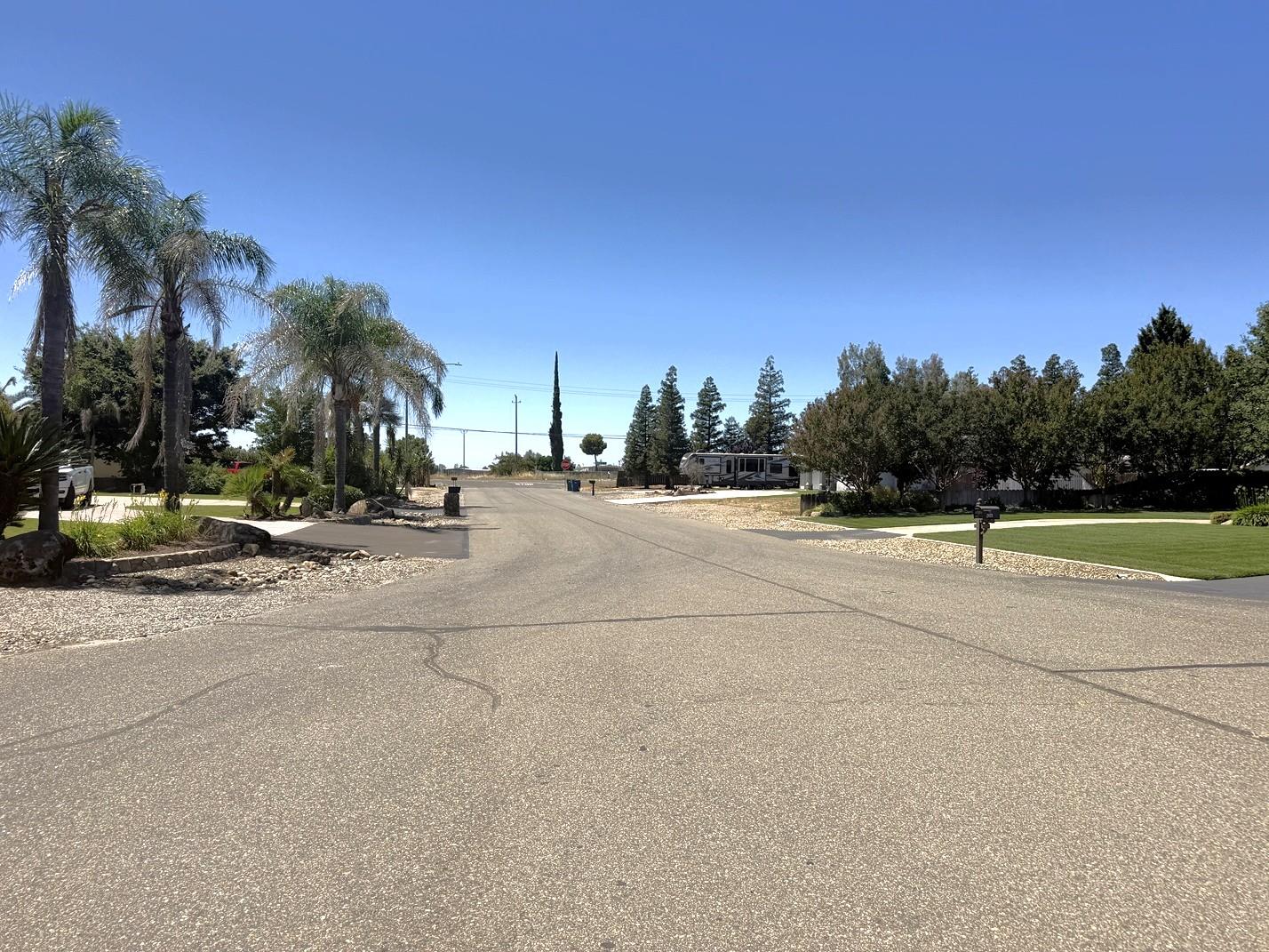 6083 Raymond Ct, Atwater, CA 95301