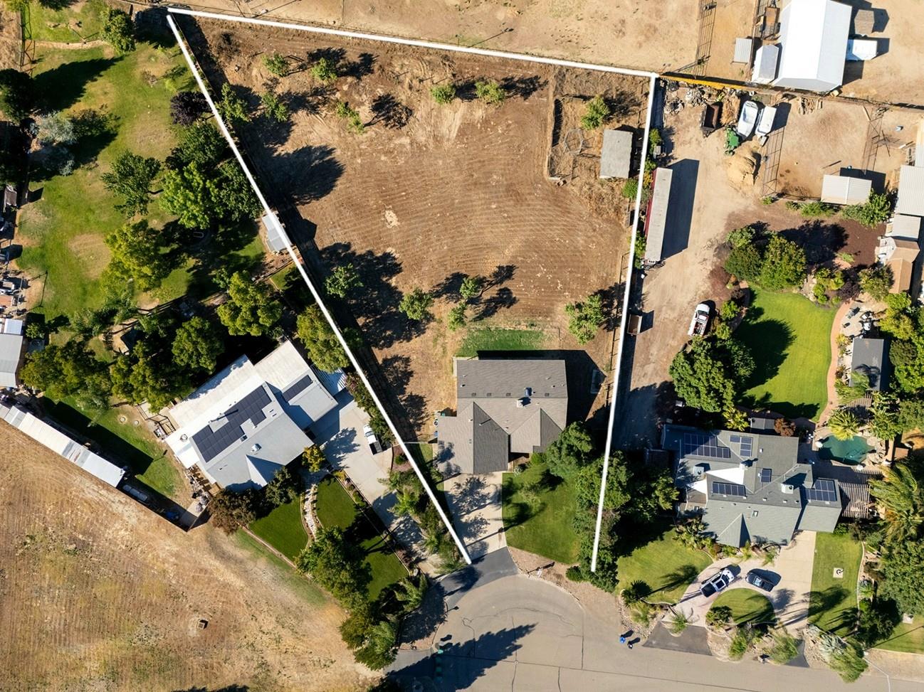6083 Raymond Ct, Atwater, CA 95301