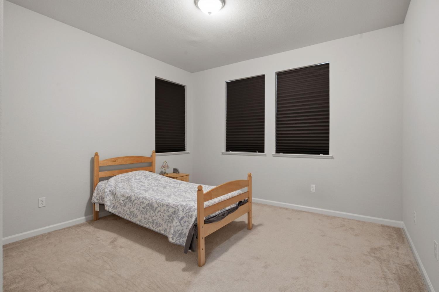 4344 Vanguard Dr, Modesto, CA 95356