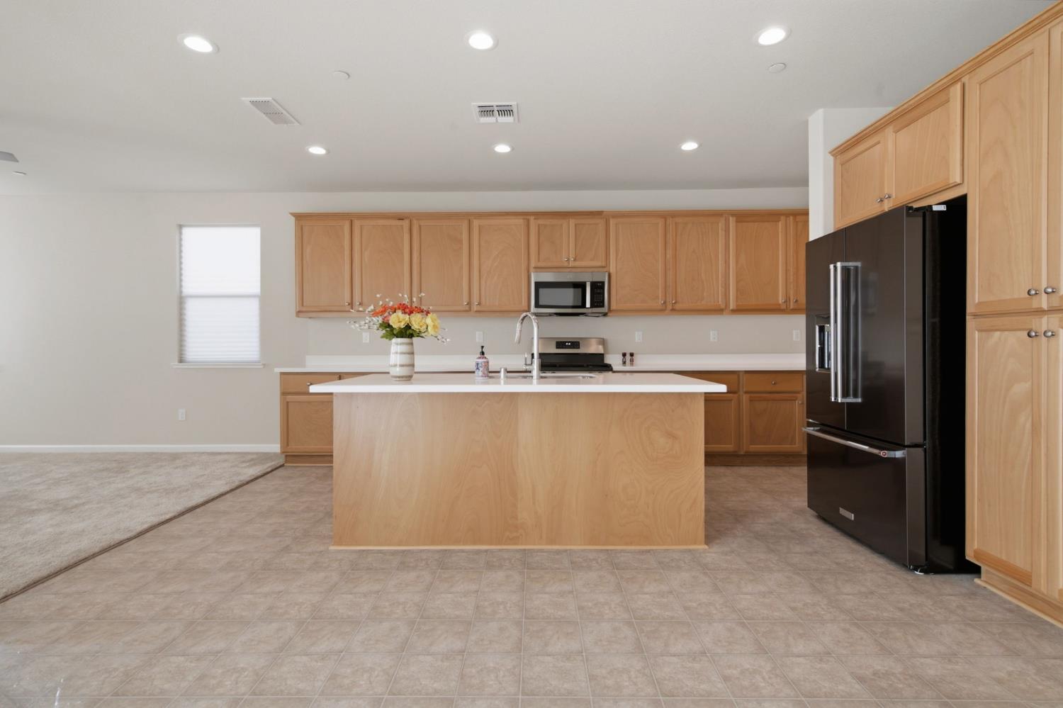 4344 Vanguard Dr, Modesto, CA 95356