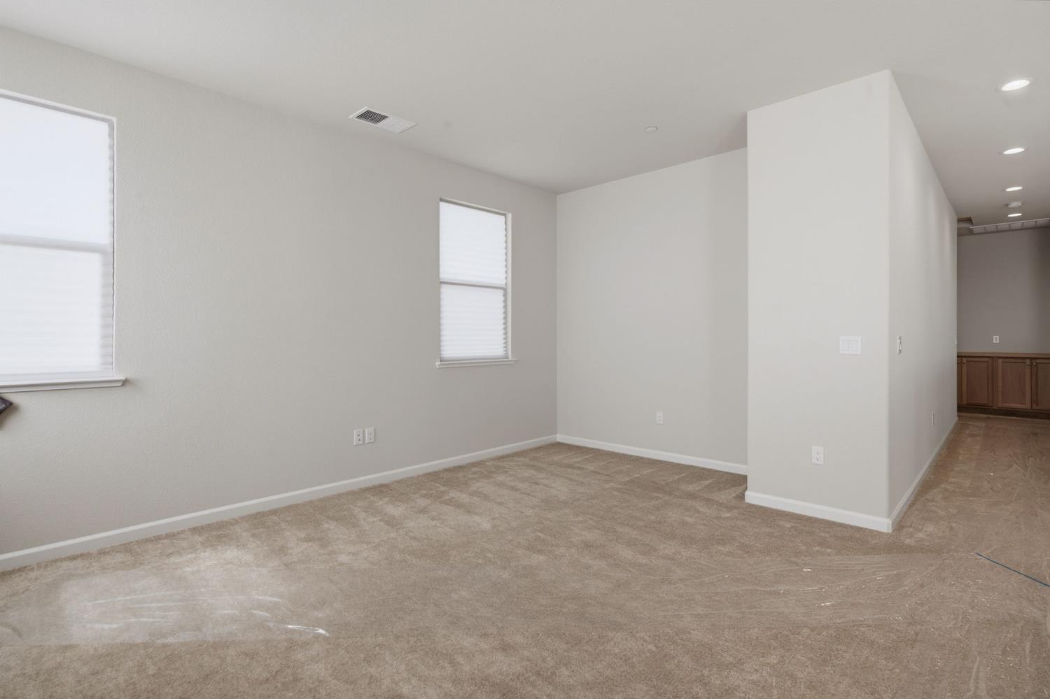 4344 Vanguard Dr, Modesto, CA 95356