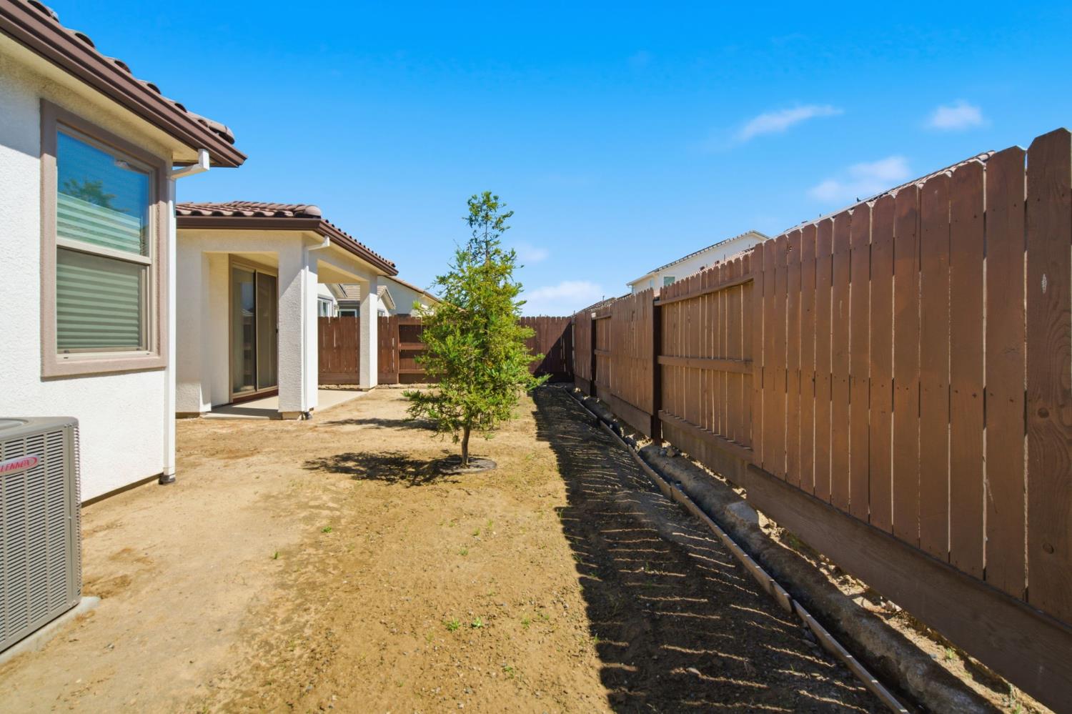 4344 Vanguard Dr, Modesto, CA 95356