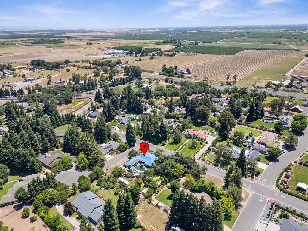 9901 Wild Oak Ct, Oakdale, CA 95361