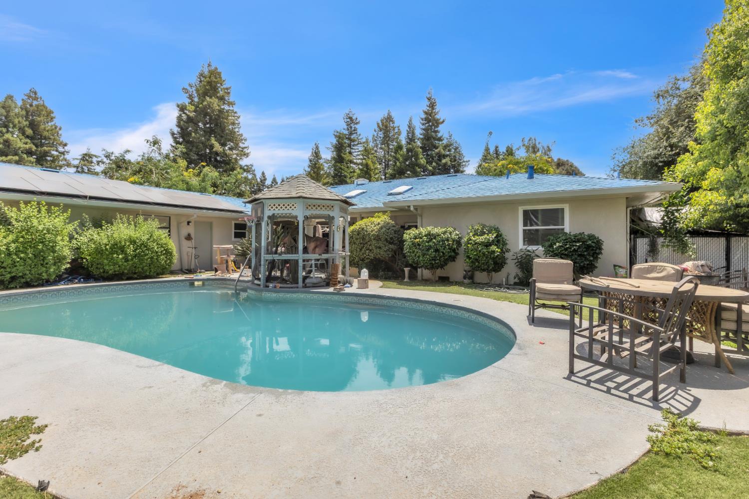 9901 Wild Oak Ct, Oakdale, CA 95361