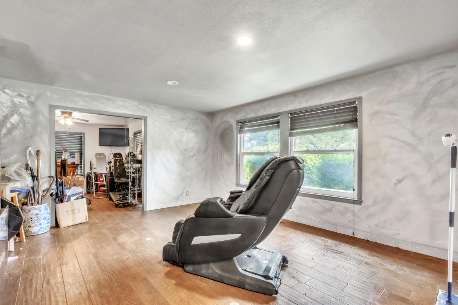 9901 Wild Oak Ct, Oakdale, CA 95361