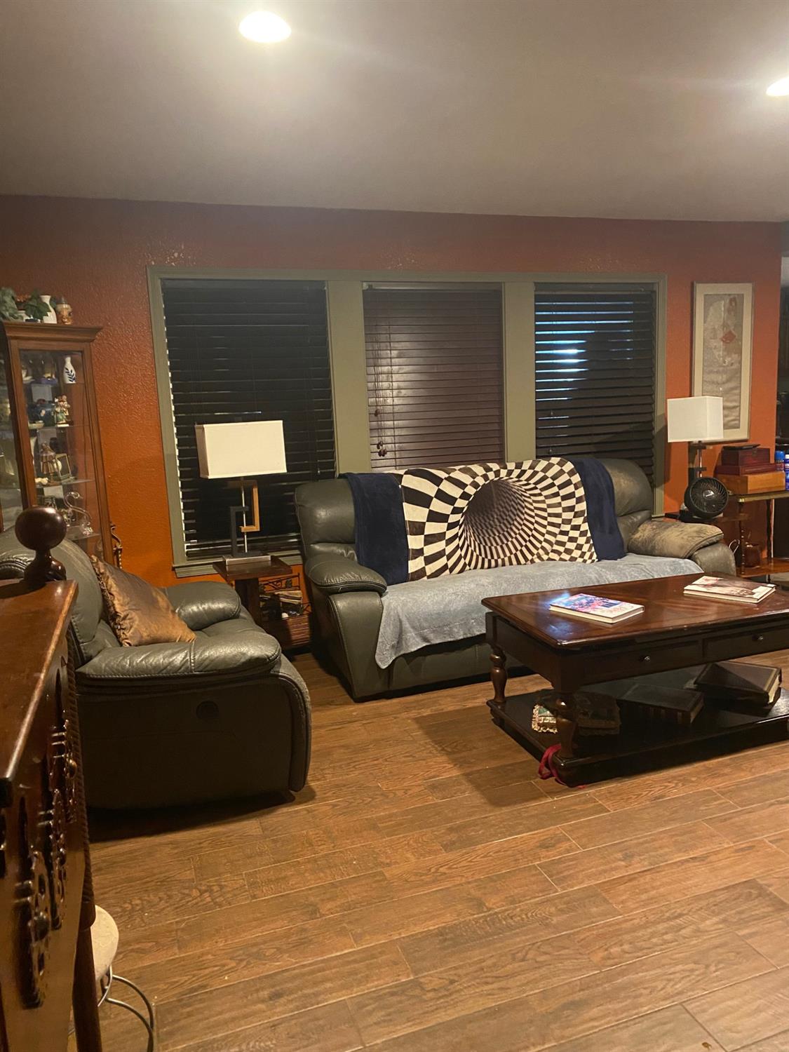 9901 Wild Oak Ct, Oakdale, CA 95361