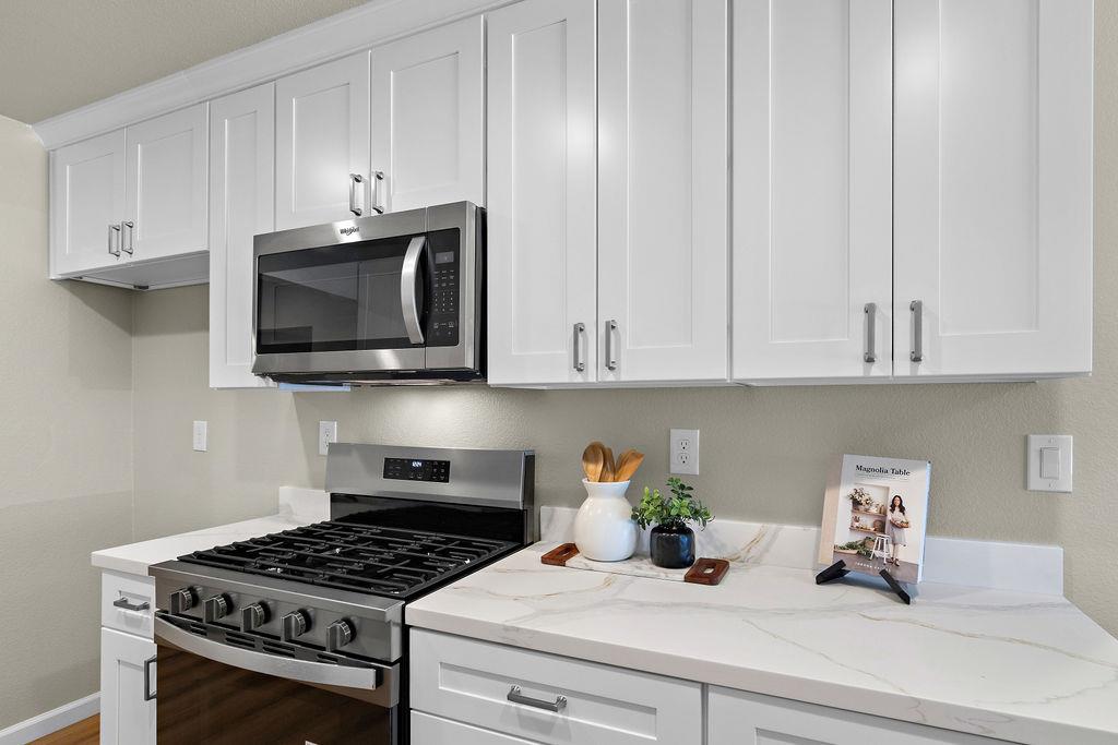 909 Malibu Ct, Modesto, CA 95350
