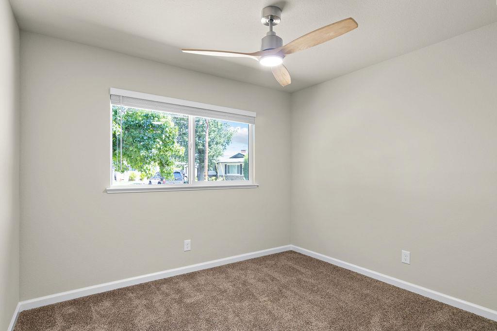 909 Malibu Ct, Modesto, CA 95350