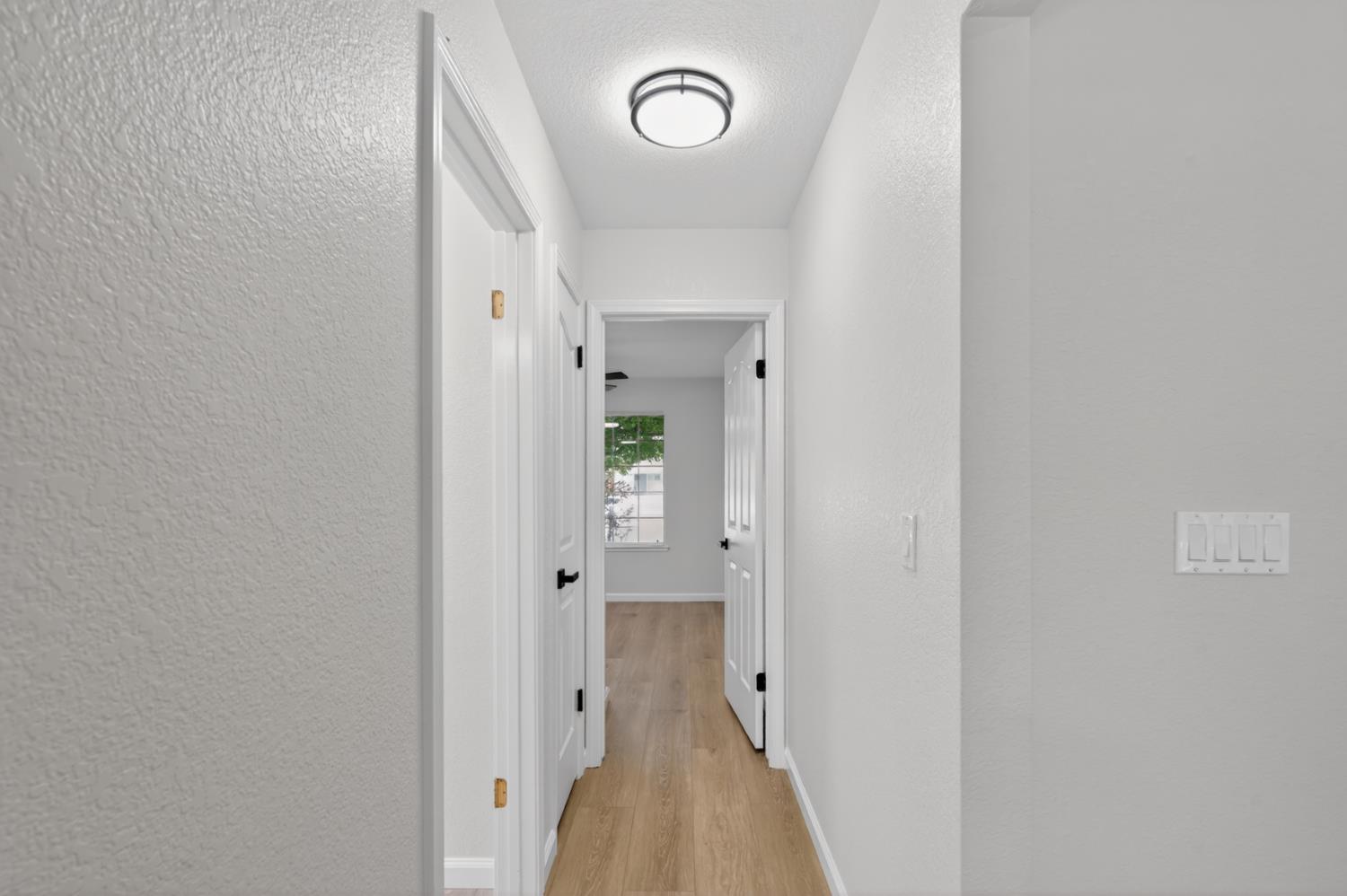 2248 Country Manor Dr, Riverbank, CA 95367