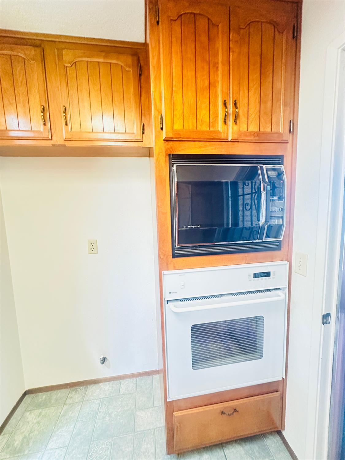 1633 Walnut, Escalon, CA 95320