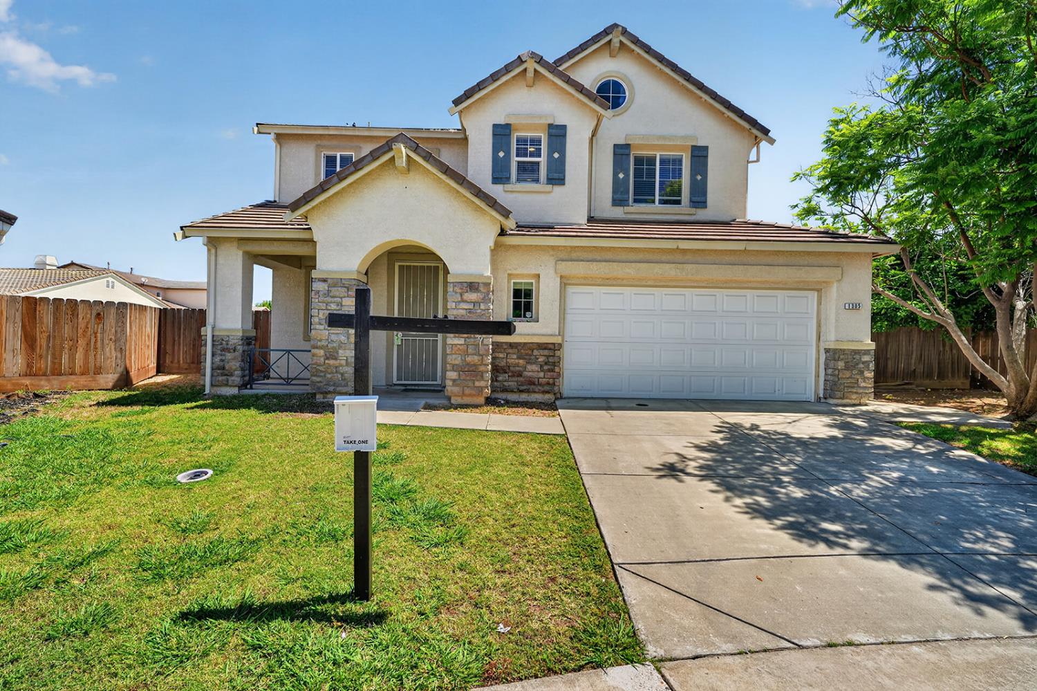 1305 Derby Dr, Merced, CA 95348
