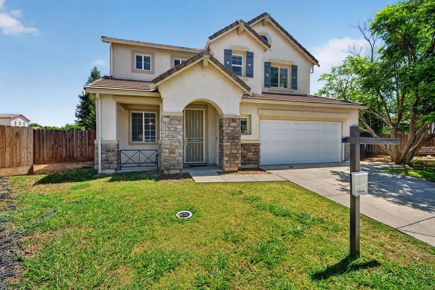 1305 Derby Dr, Merced, CA 95348